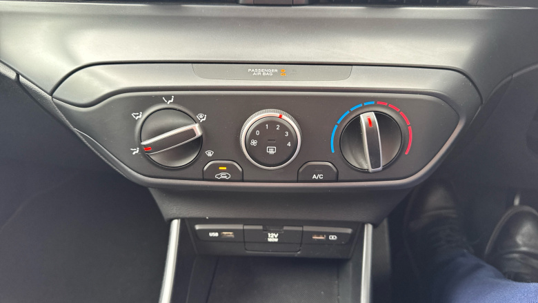 Hyundai i20 1.0T GDi 48V MHD SE Connect 5dr Petrol Hatchback